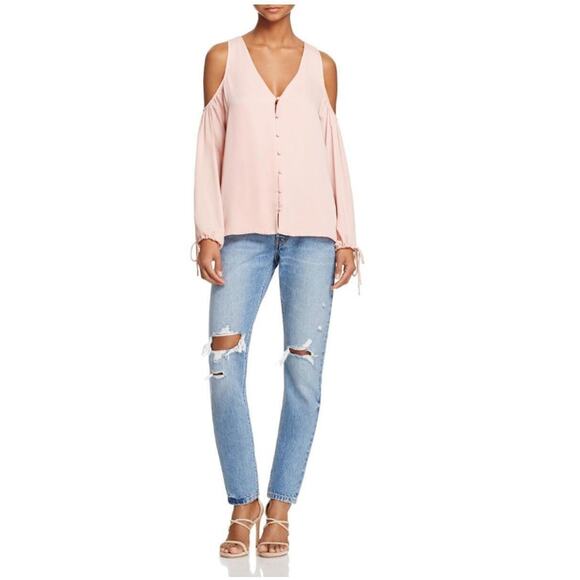 L'ACADEMIE Cold Shoulder Long Sleeve V Neck Blush Top Size M NWT $139 - Picture 2 of 9